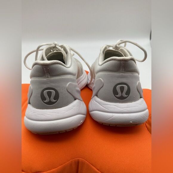 Lululemon Blissfeel Womens Size 8.5 Running Shoes White Athletic Workout Sneaker - Picture 16 of 16